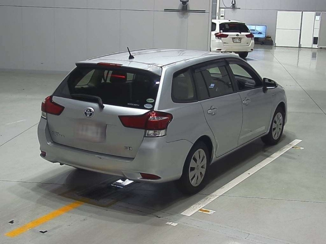 TOYOTA COROLLA FIELDER 2016