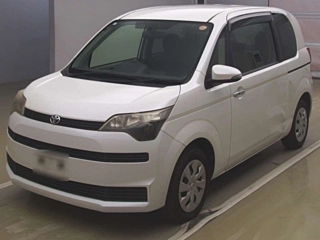 TOYOTA SPADE 2013