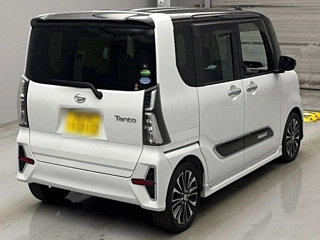 DAIHATSU TANTO 2019