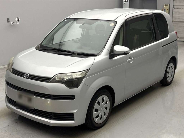 TOYOTA SPADE 2014