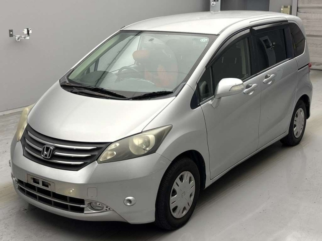 HONDA FREED 2009