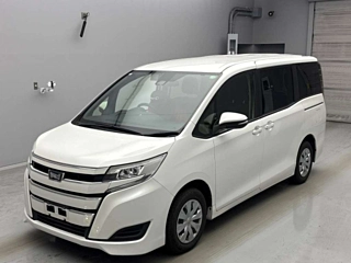 TOYOTA NOAH 2020
