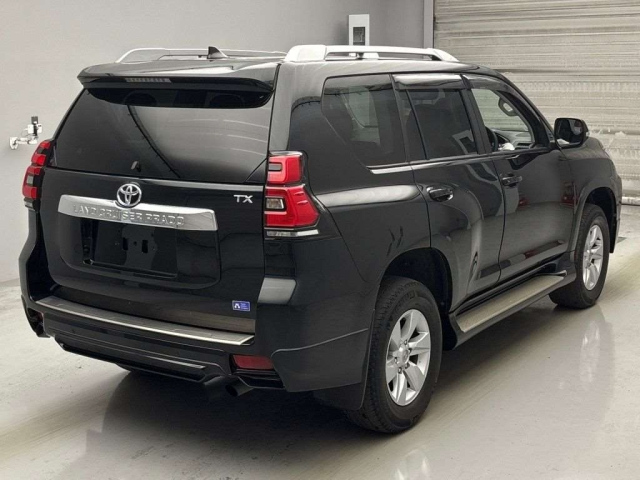 TOYOTA LAND CRUISER PRADO 2021