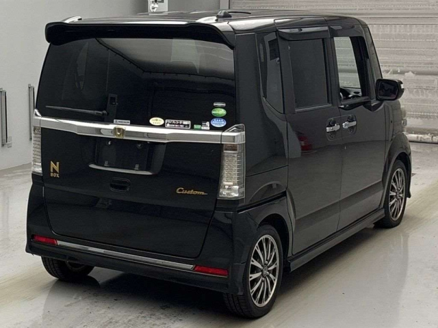 HONDA N BOX 2015