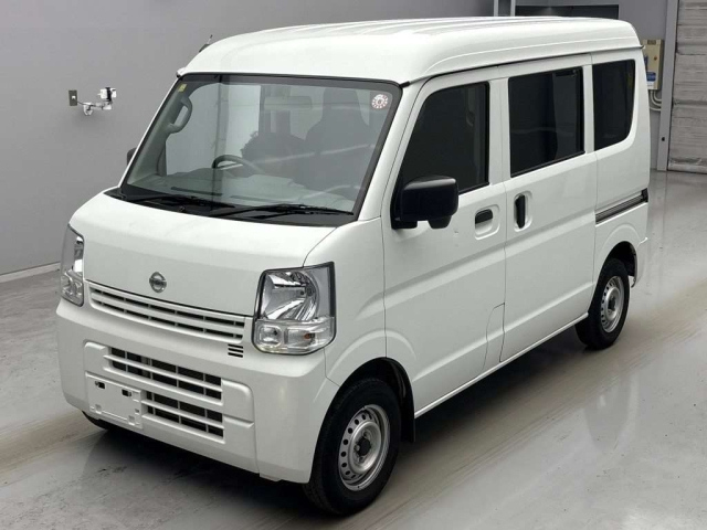 NISSAN CLIPPER VAN 2023