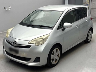 TOYOTA RACTIS 2011