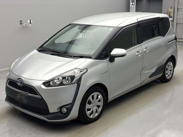 TOYOTA SIENTA 2015