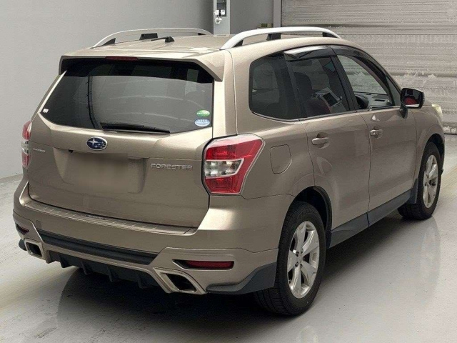 SUBARU FORESTER 2013