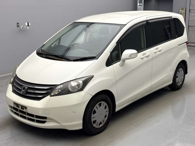 HONDA FREED 2009