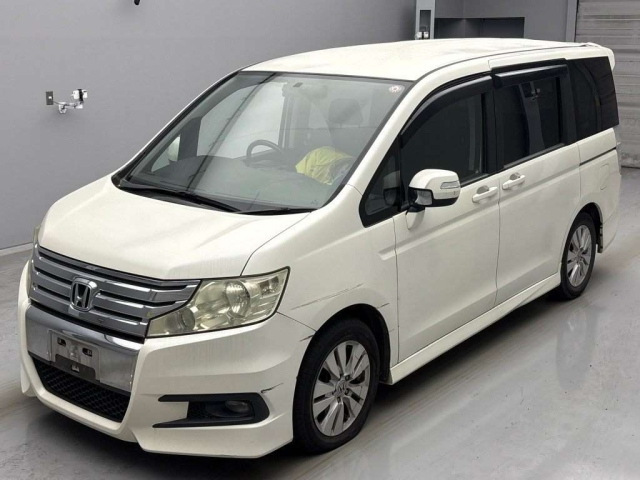 HONDA STEP WAGON 2010