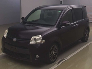 TOYOTA SIENTA 2013