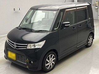NISSAN ROOX 2010