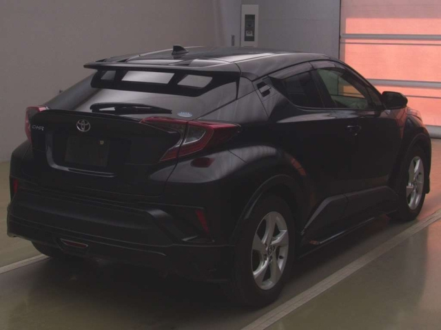 TOYOTA C-HR 2019