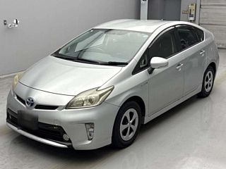 TOYOTA PRIUS 2013