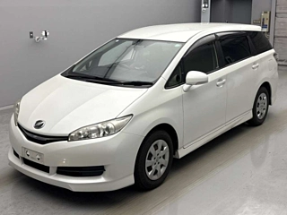 TOYOTA WISH 2016