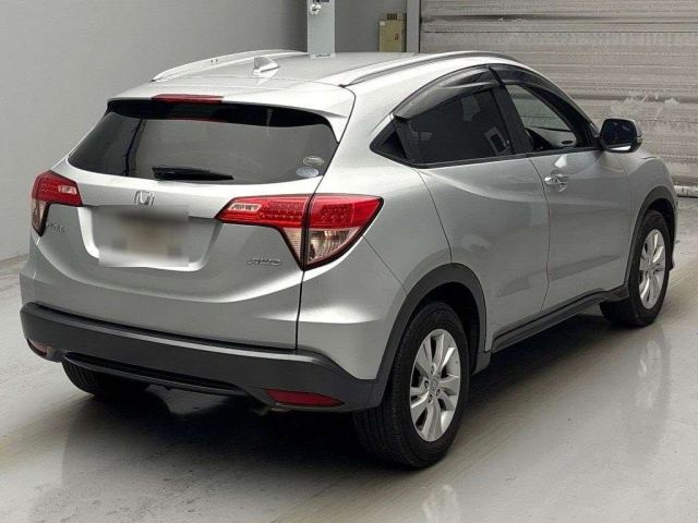 HONDA VEZEL 2015