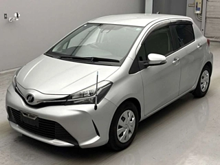 TOYOTA VITZ 2016