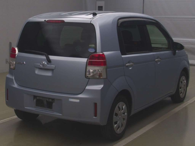 TOYOTA SPADE 2015
