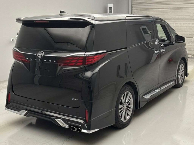 TOYOTA ALPHARD 2023