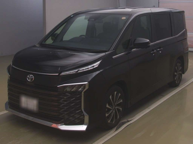 TOYOTA VOXY 2024