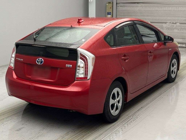 TOYOTA PRIUS 2012