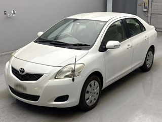 TOYOTA BELTA 2010