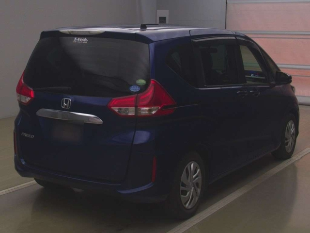 HONDA FREED 2016
