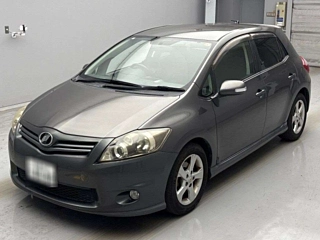 TOYOTA AURIS 2010