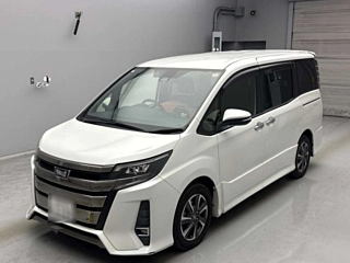 TOYOTA NOAH 2018
