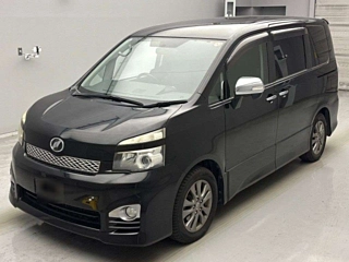 TOYOTA VOXY 2011