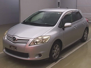 TOYOTA AURIS 2011