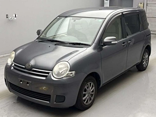 TOYOTA SIENTA 2010