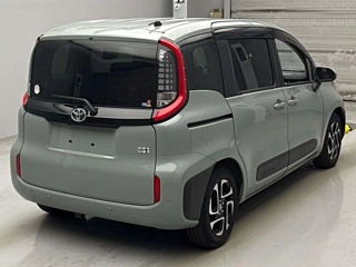 TOYOTA SIENTA 2023