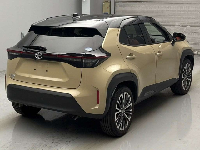 TOYOTA YARIS CROSS 2020