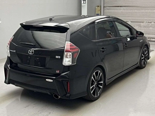 TOYOTA PRIUS ALPHA 2018