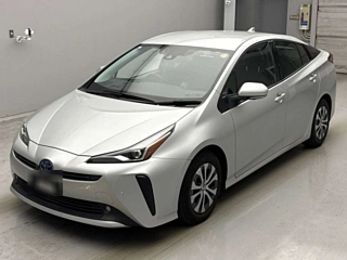 TOYOTA PRIUS 2021