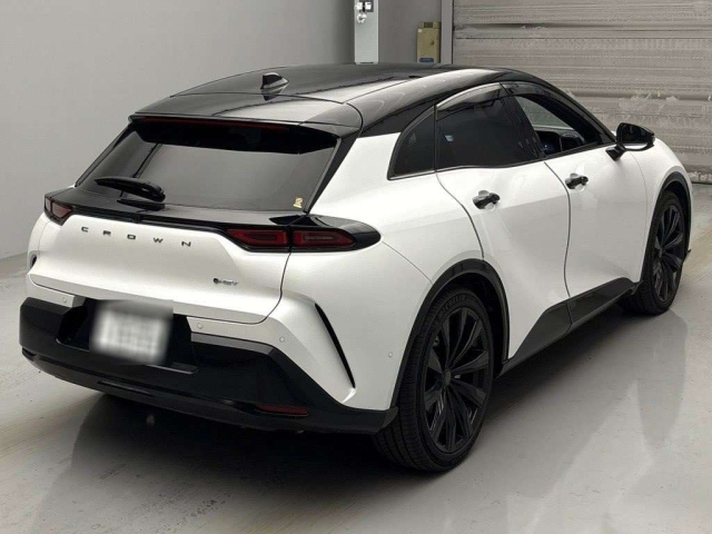 TOYOTA CROWN SPORT 2024