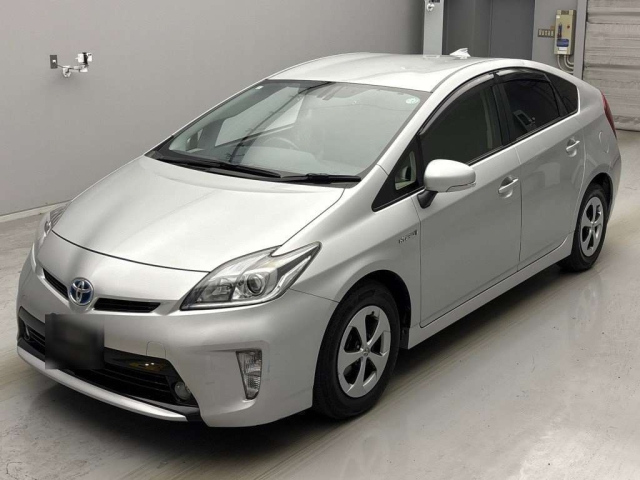 TOYOTA PRIUS 2015