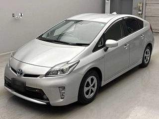 TOYOTA PRIUS 2015