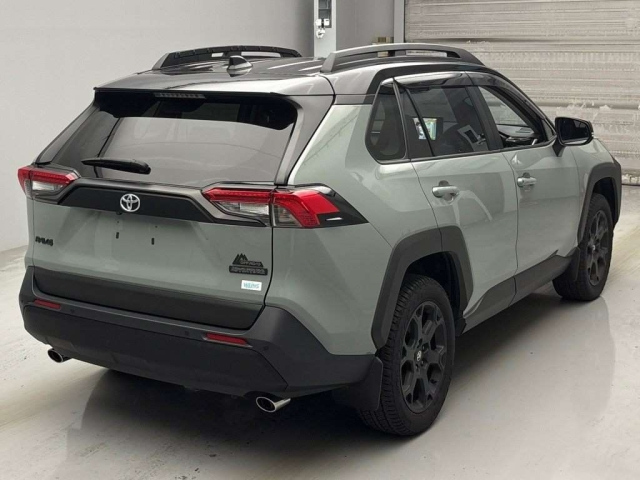 TOYOTA RAV4 2023