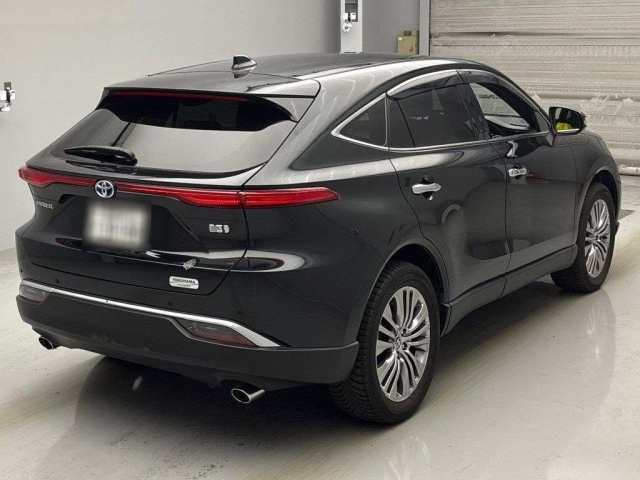 TOYOTA HARRIER 2022