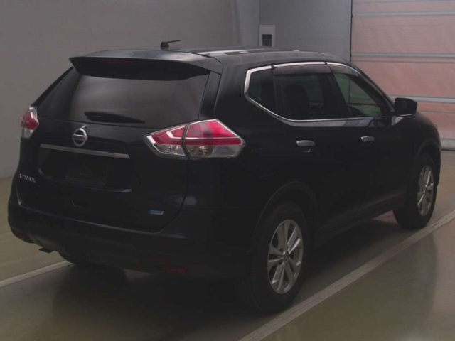 NISSAN X-TRAIL 2014