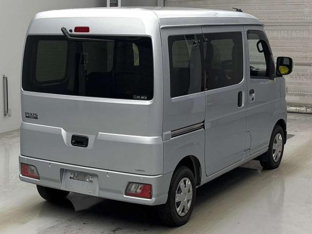 TOYOTA PIXIS VAN 2022