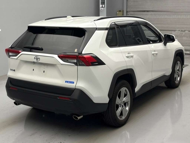 TOYOTA RAV4 2021
