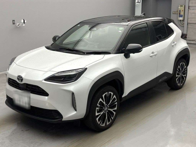 TOYOTA YARIS CROSS 2025