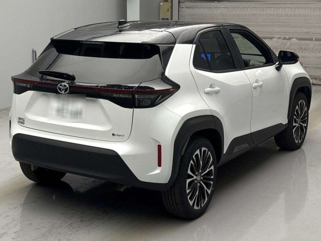 TOYOTA YARIS CROSS 2025