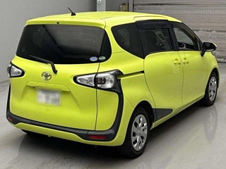 TOYOTA SIENTA 2016