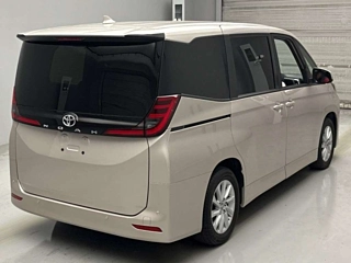 TOYOTA NOAH 2022
