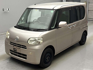 DAIHATSU TANTO 2010