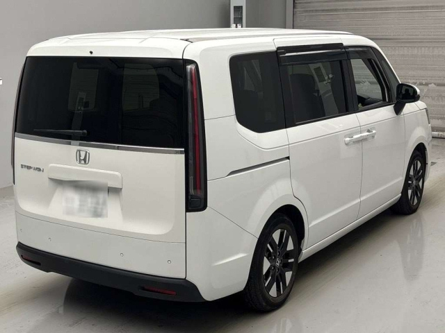 HONDA STEP WAGON 2023